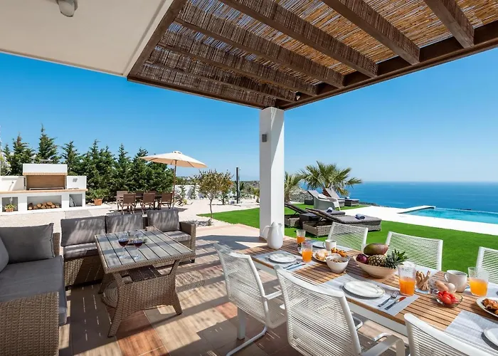 Diamond Hill Villa *