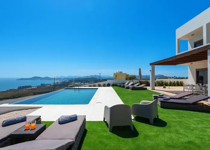 Diamond Hill Villa *