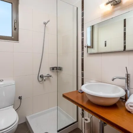 Diamond Hill Villa *